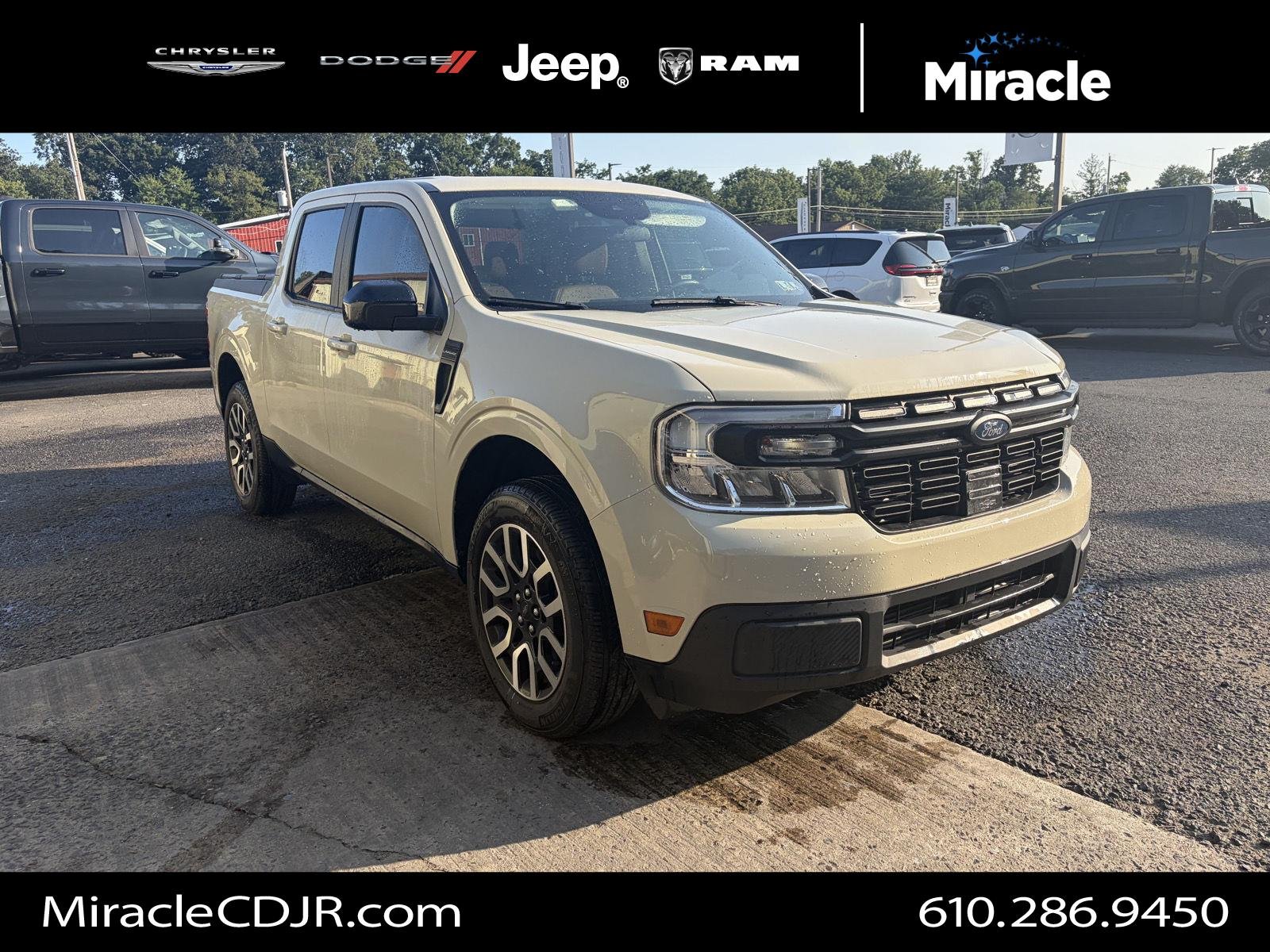 Used 2024 Terrain Ford LARIAT image 1