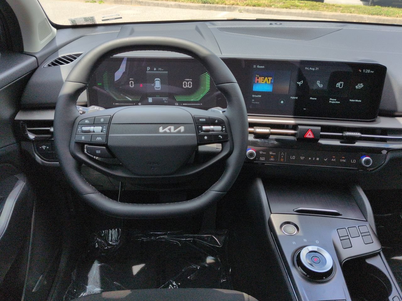 New 2027 Gravity Gray Kia LX image 17