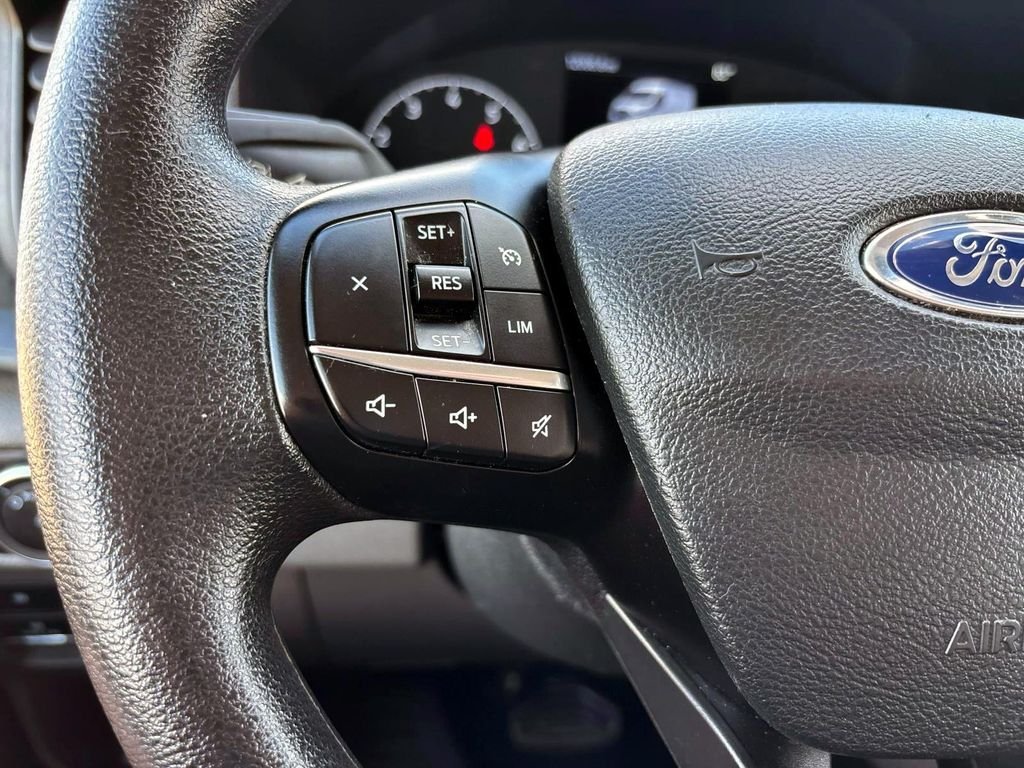 Used 2025 White Ford  image 17
