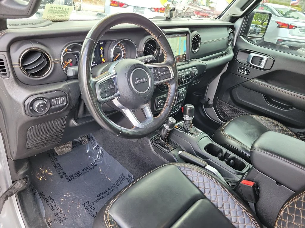 Used 2021 Silver Jeep Overland image 18