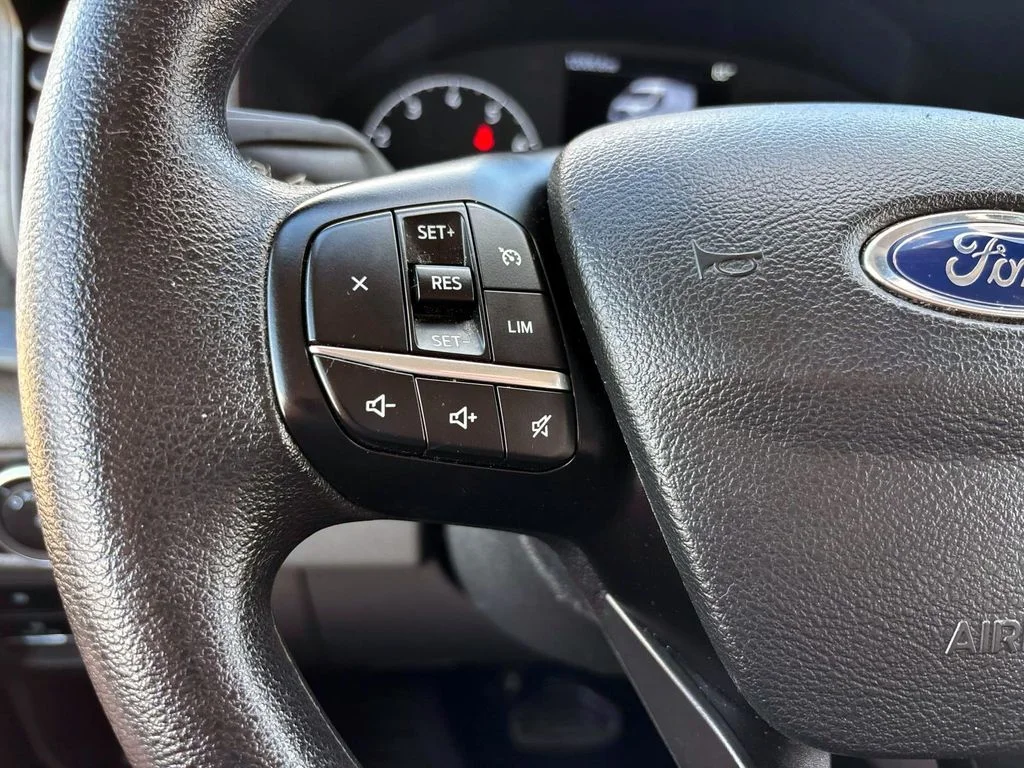 Used 2025 Oxford White Ford  image 17