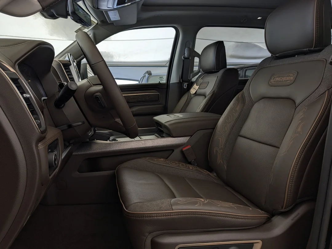 New 2026 Black RAM Limited Longhorn - - Ltd Lvl A Grp - 5.7L HEMI V8 eTorque - Pano Sunroof - RamBox Mgmt & More! image 15