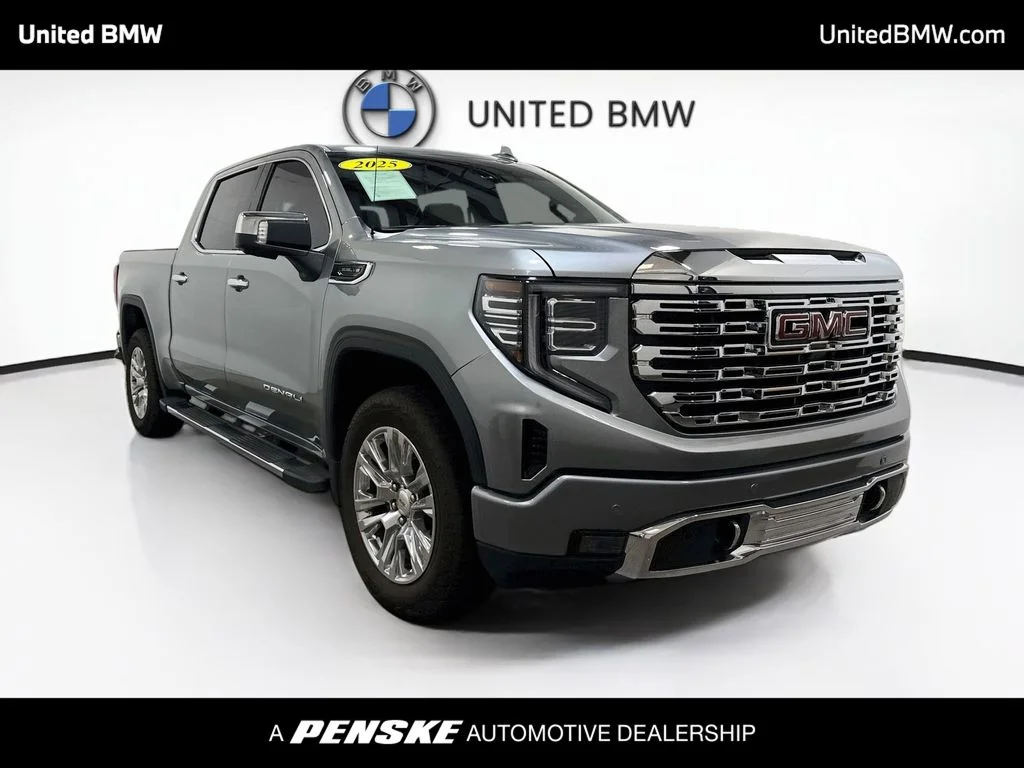 Used 2025 Sterling Metallic GMC Denali image 3