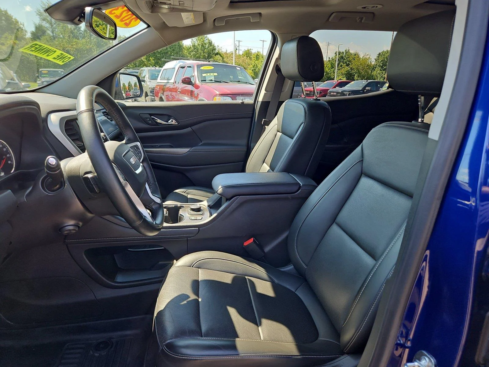 Used 2023 ULTRA BLUE METALLIC GMC SLT image 19