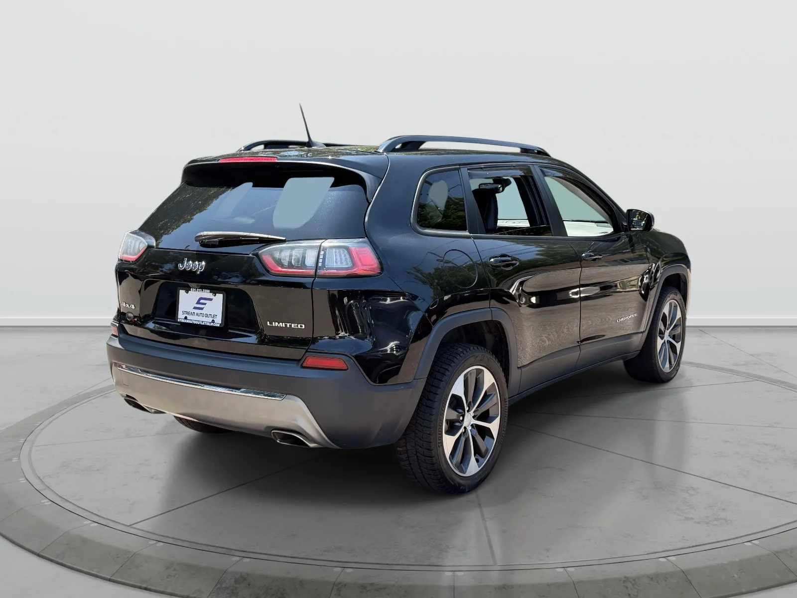 Used 2022 Black Jeep Limited image 6