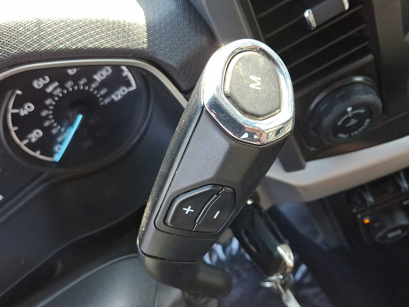 Used 2023 Iconic Silver Metallic Ford XLT image 14