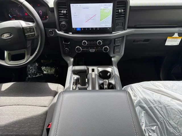New 2026 Oxford White Ford XLT image 19