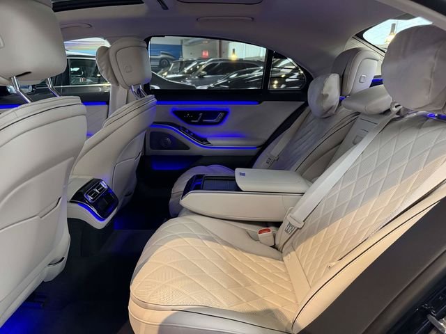 Certified Used 2024  Mercedes-Benz S 580 image 11