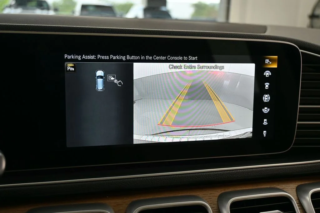 Used 2022 Gold Mercedes-Benz GLE 350 image 23