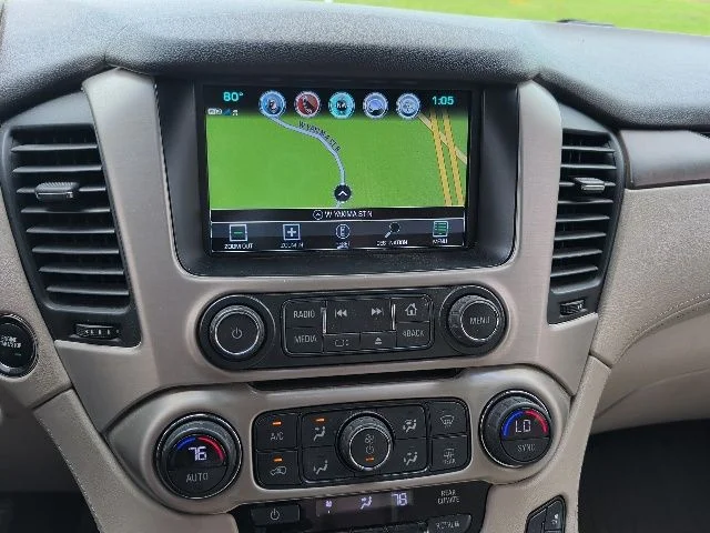 Used 2018 White GMC Denali image 23
