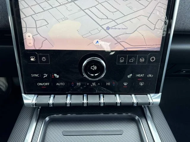 New 2026 White GMC Elevation image 24