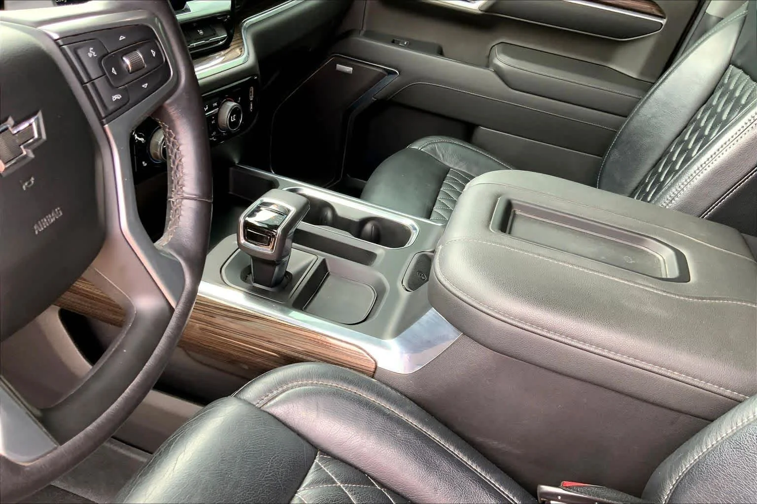 Used 2022 Dark Ash Metallic Chevrolet RST image 16