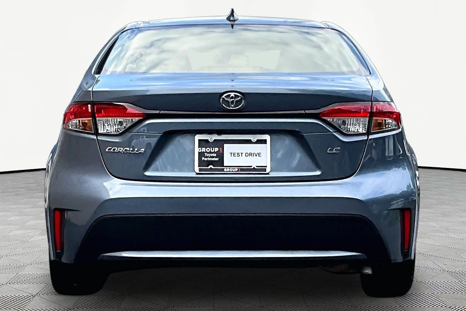 Used 2022 Celestite Toyota LE image 5
