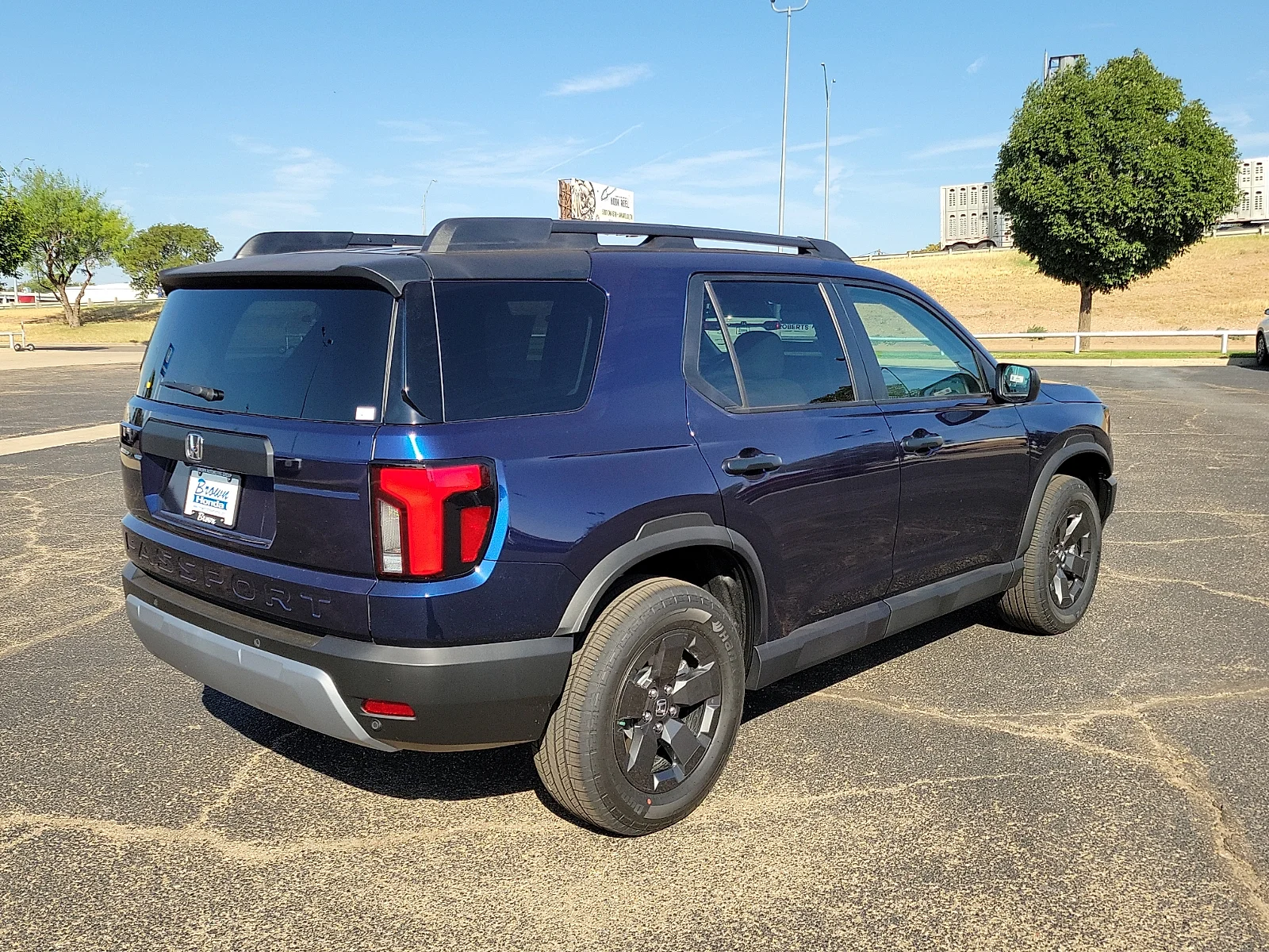 New 2026 Obsidian Blue Pearl Honda RTL image 11