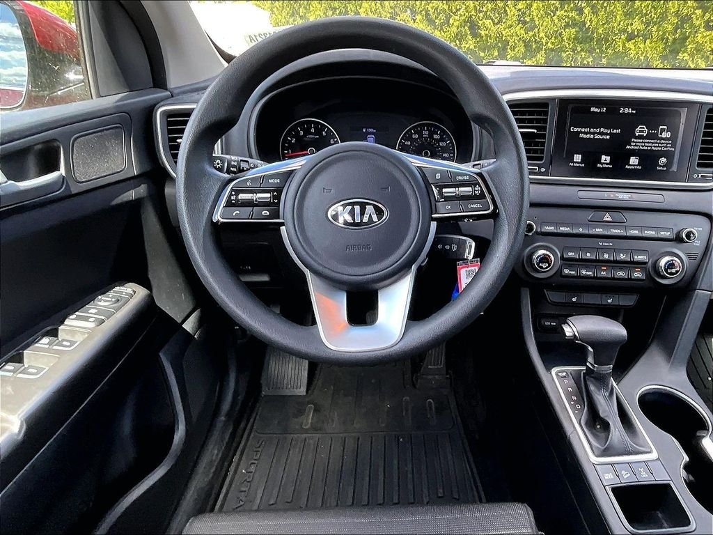Used 2020 Red Kia LX image 17