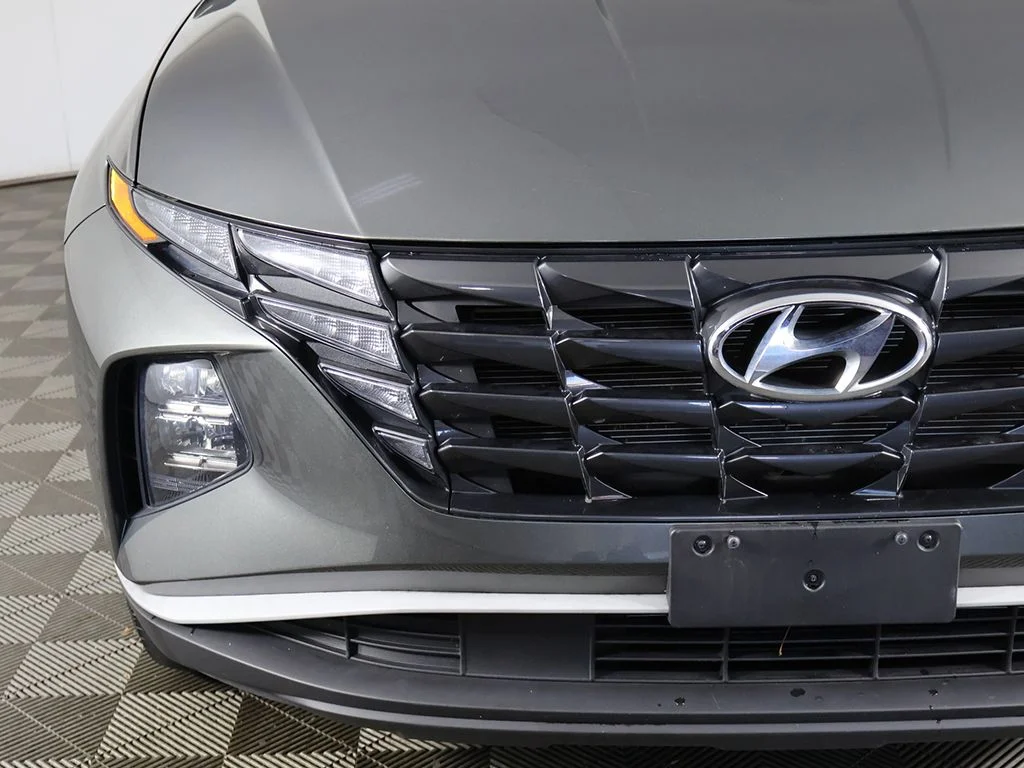 Used 2023 Gray Hyundai SEL image 13