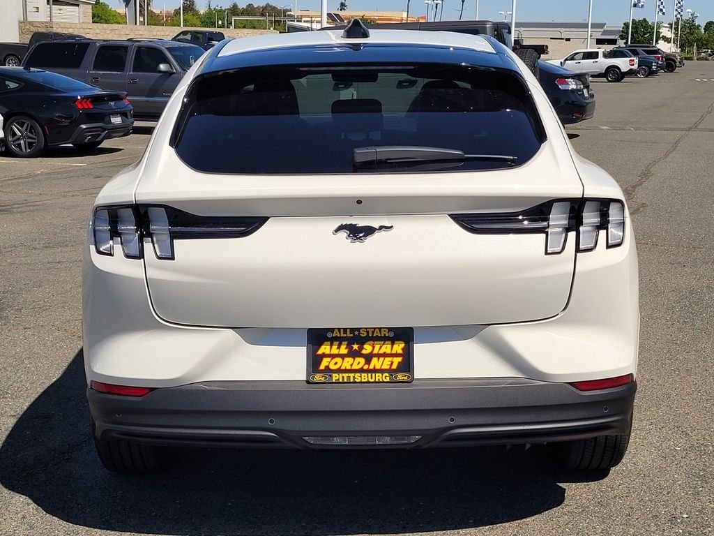 New 2026 Star White Metallic Tri-coat Ford Premium image 4