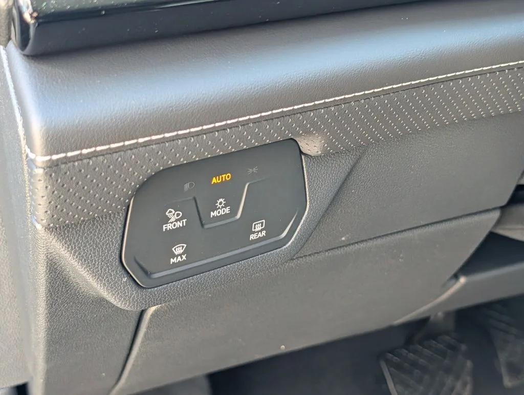 New 2026 Gray Volkswagen 2.0T SE w/Technology image 17
