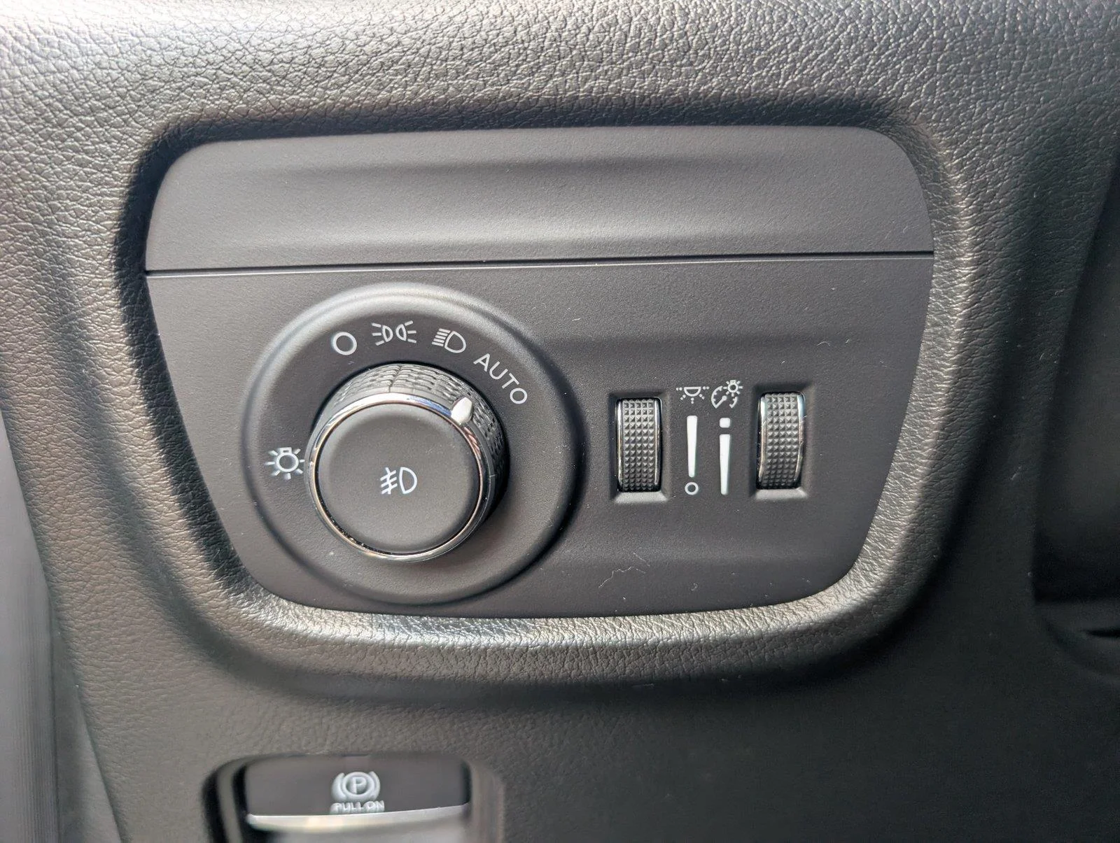 Used 2023 Bright White Clearcoat Jeep Overland image 31