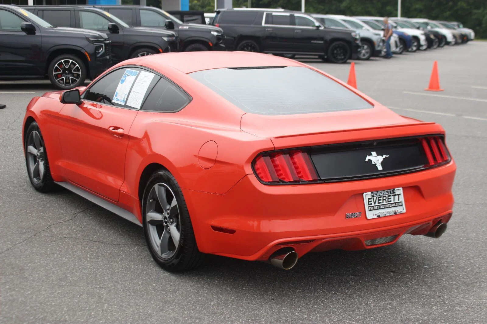 Used 2016  Ford V6 image 5