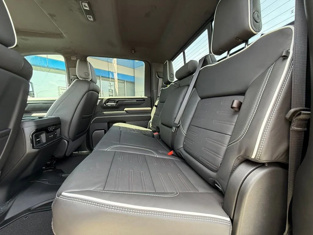 New 2026 Sterling Metallic GMC AT4X image 35
