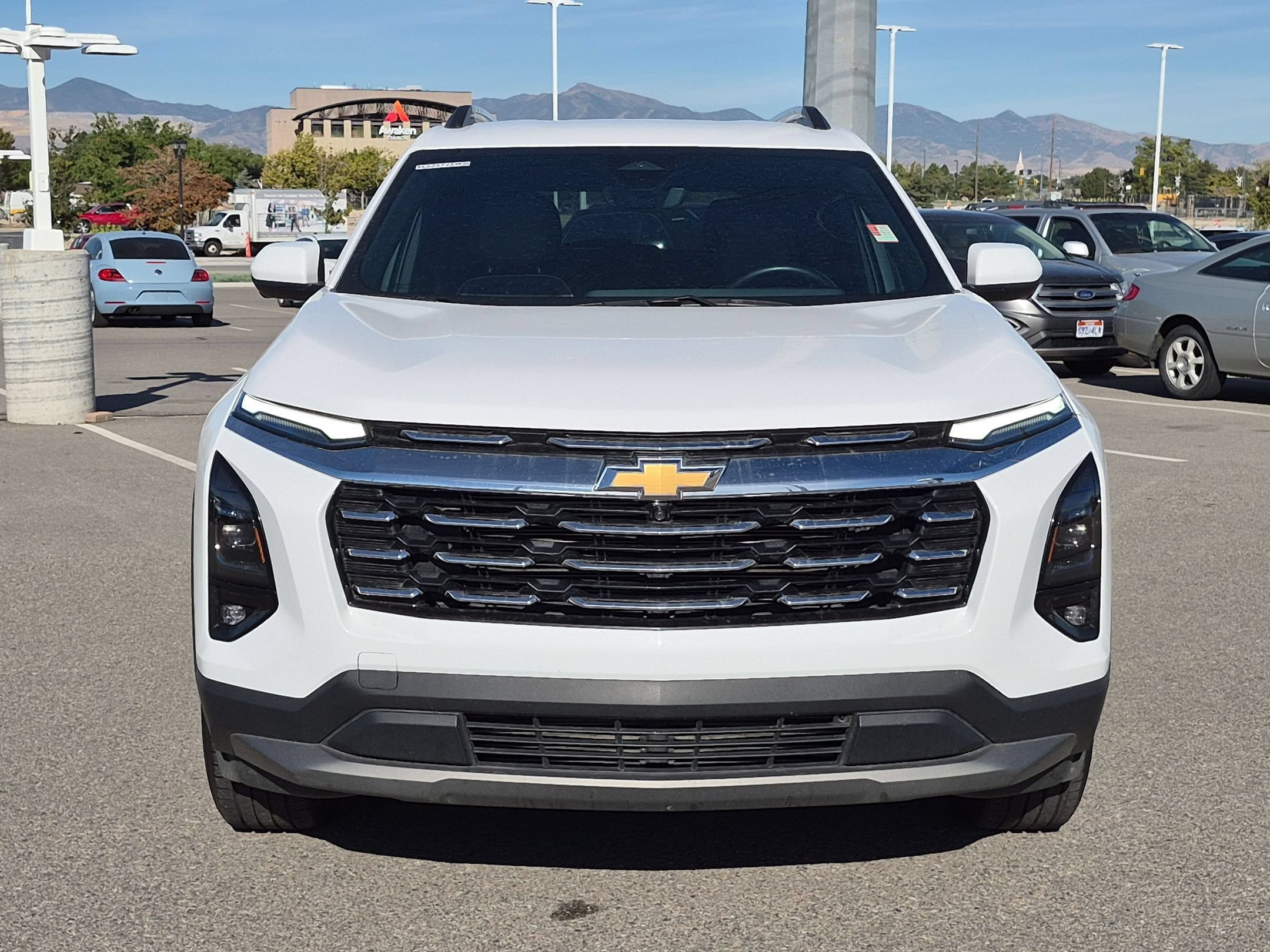 Used 2025 Summit White Chevrolet AWD LT image 9
