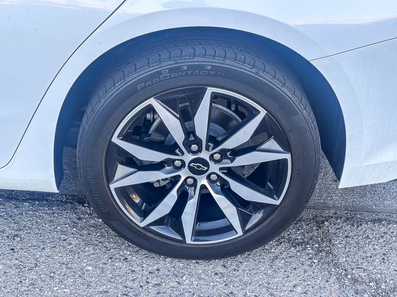Used 2024 Summit White Chevrolet RS image 11