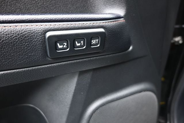 Used 2025 Blue Nissan SV image 21