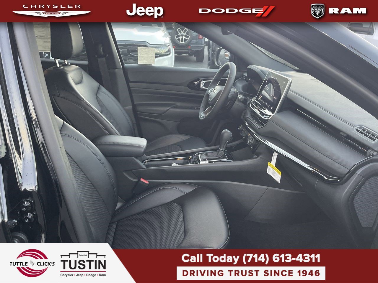 New 2026 Diamond Black Crystal Pearlcoat Jeep Latitude image 16
