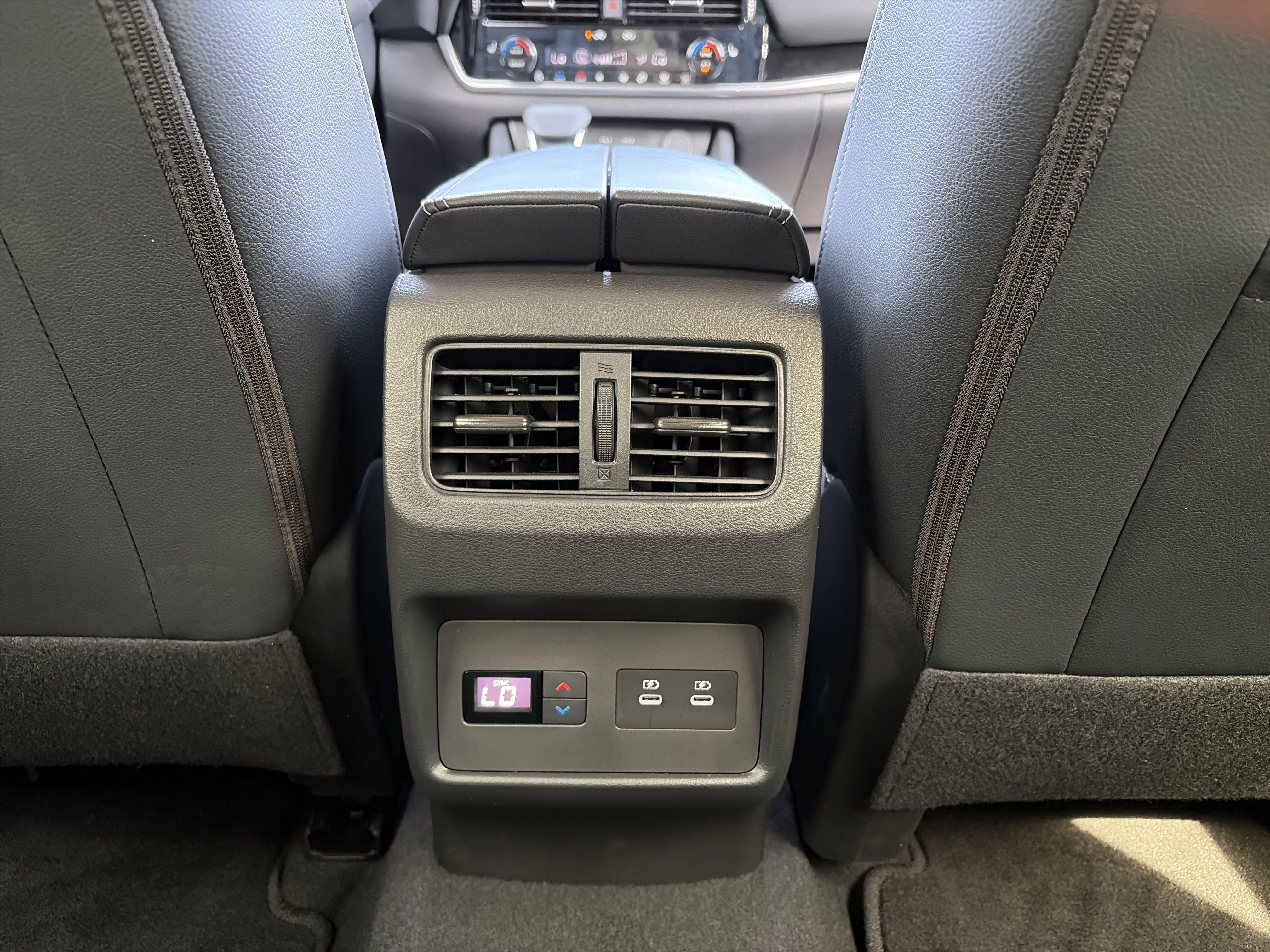 2025 Nissan Rogue SL - Photo 25