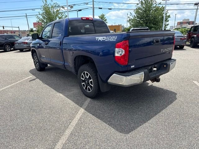 Used 2014 Blue Toyota SR5 image 15