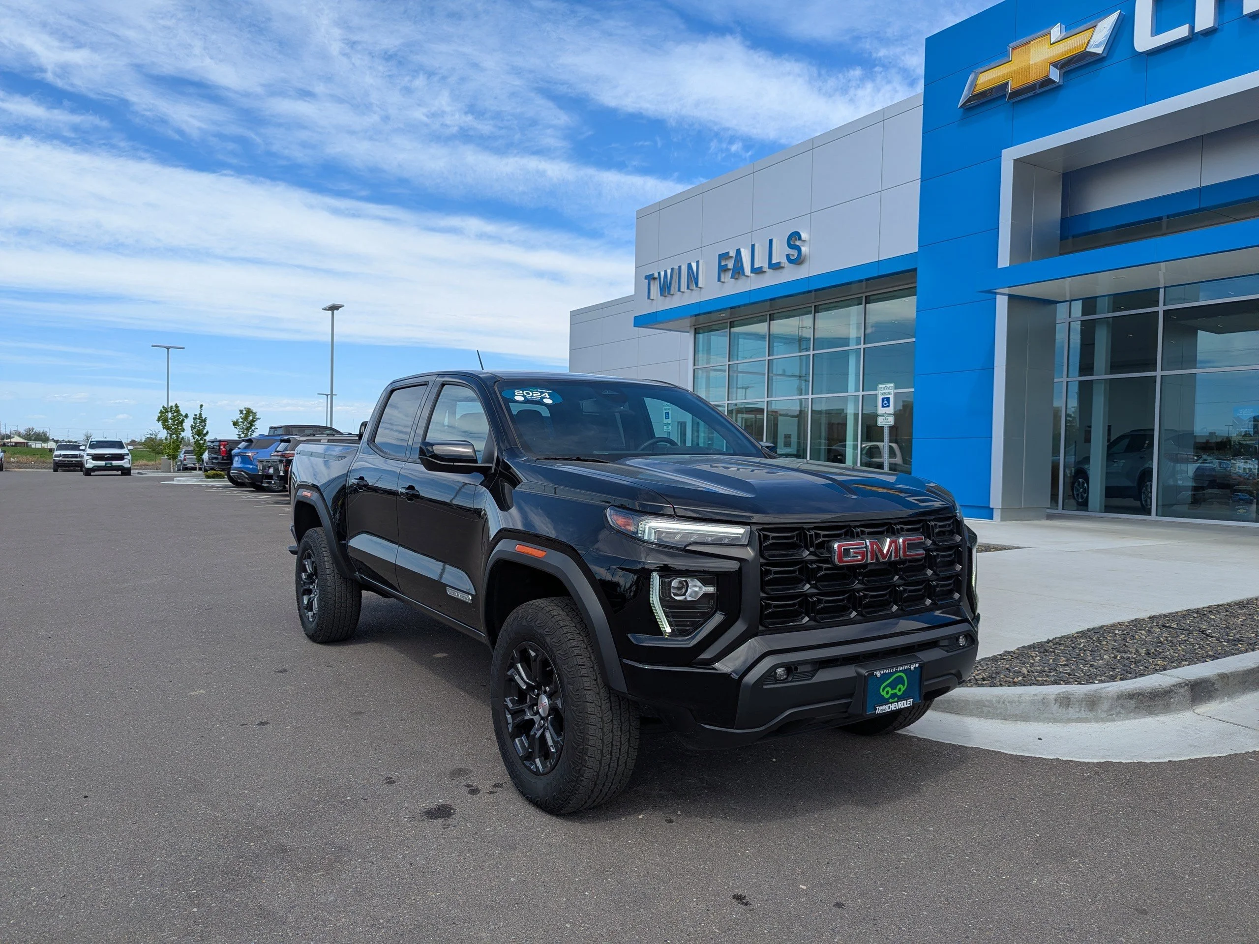 2024 GMC Canyon 4WD Elevation Crew Cab Short Box's photo