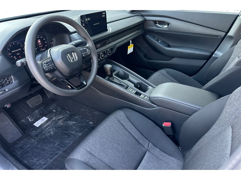 New 2026 Platinum White Pearl Honda LX image 32