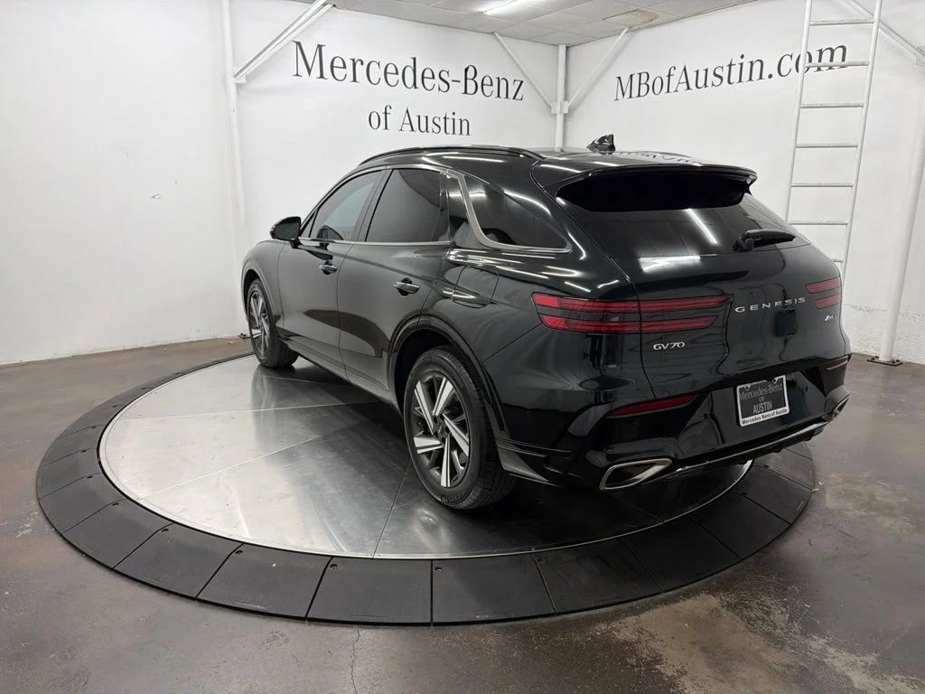 Used 2026 Black Genesis 3.5T Sport Advanced image 5