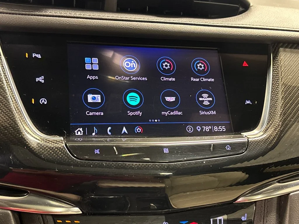 Used 2020 CRYSTAL WHITE TRICOAT Cadillac AWD Sport image 39