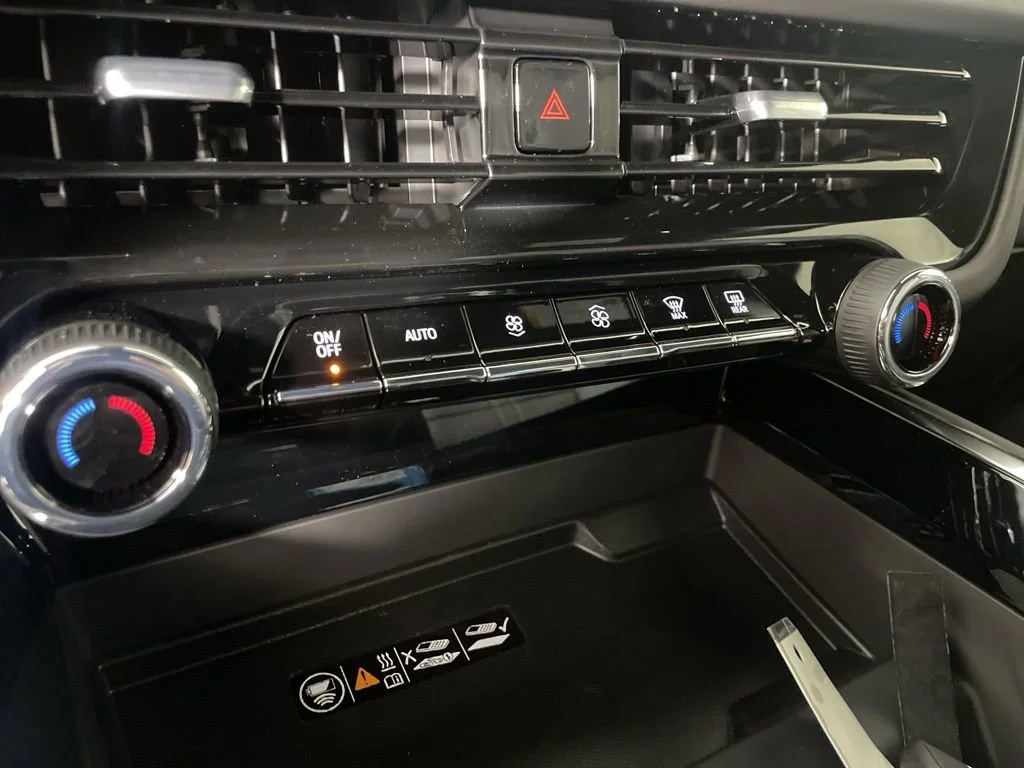2026 Chevrolet Suburban High Country - Photo 40