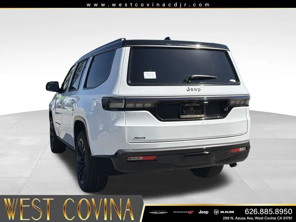 New 2026 Bright White Clearcoat Jeep Summit Reserve image 10
