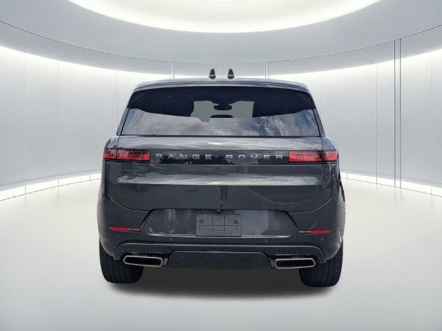 Used 2024 Gray Land Rover Dynamic SE image 5