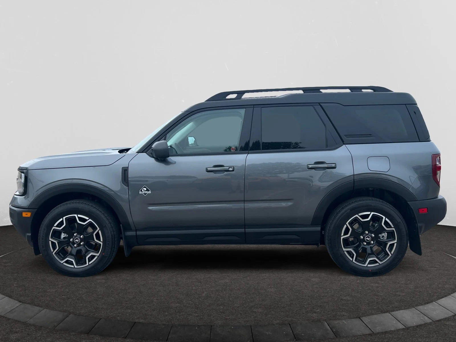 New 2026 Carbonized Grey Metallic Ford Outer Banks image 2
