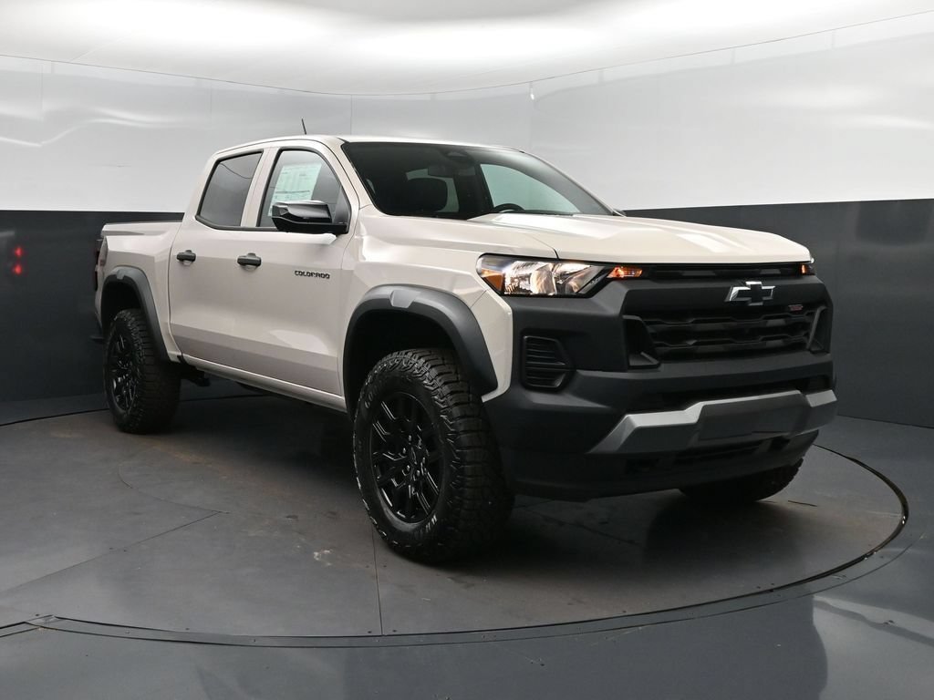 2026 Chevrolet Colorado Trail Boss - Photo 9