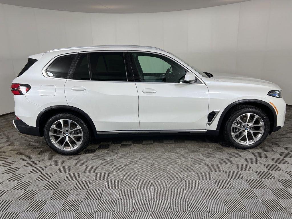 2026 BMW X5 40i - Photo 2