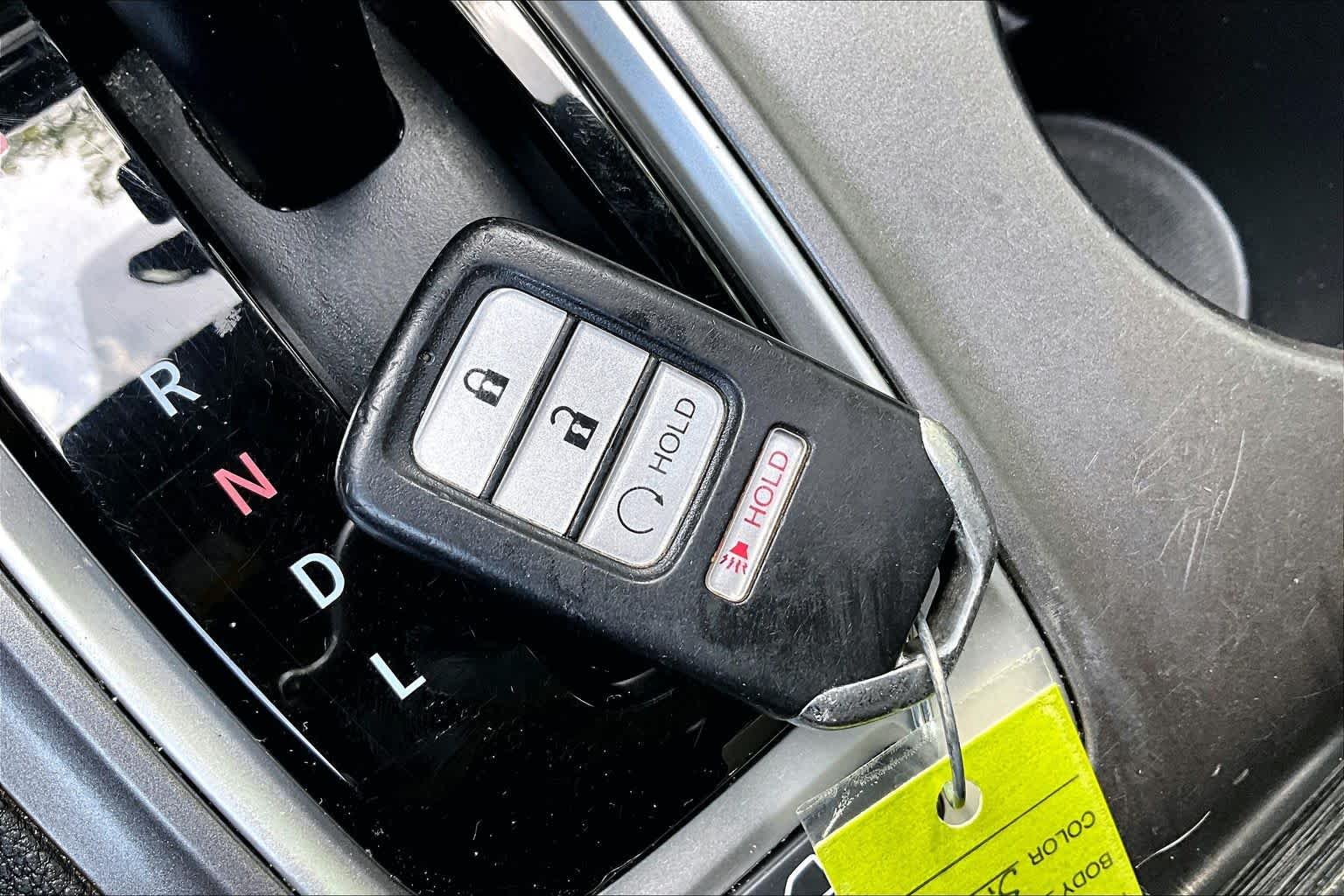 Used 2019 Lunar Silver Metallic Honda RTL-T image 15