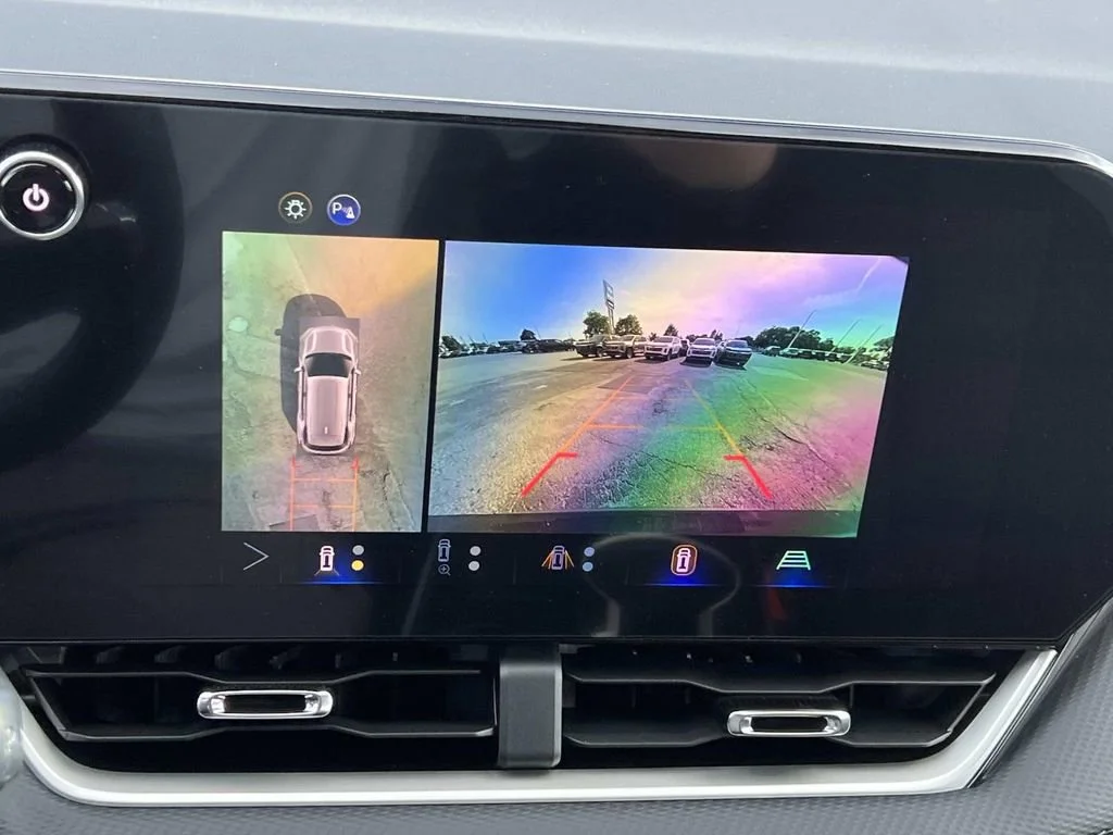 2026 Chevrolet Equinox LT - Photo 15