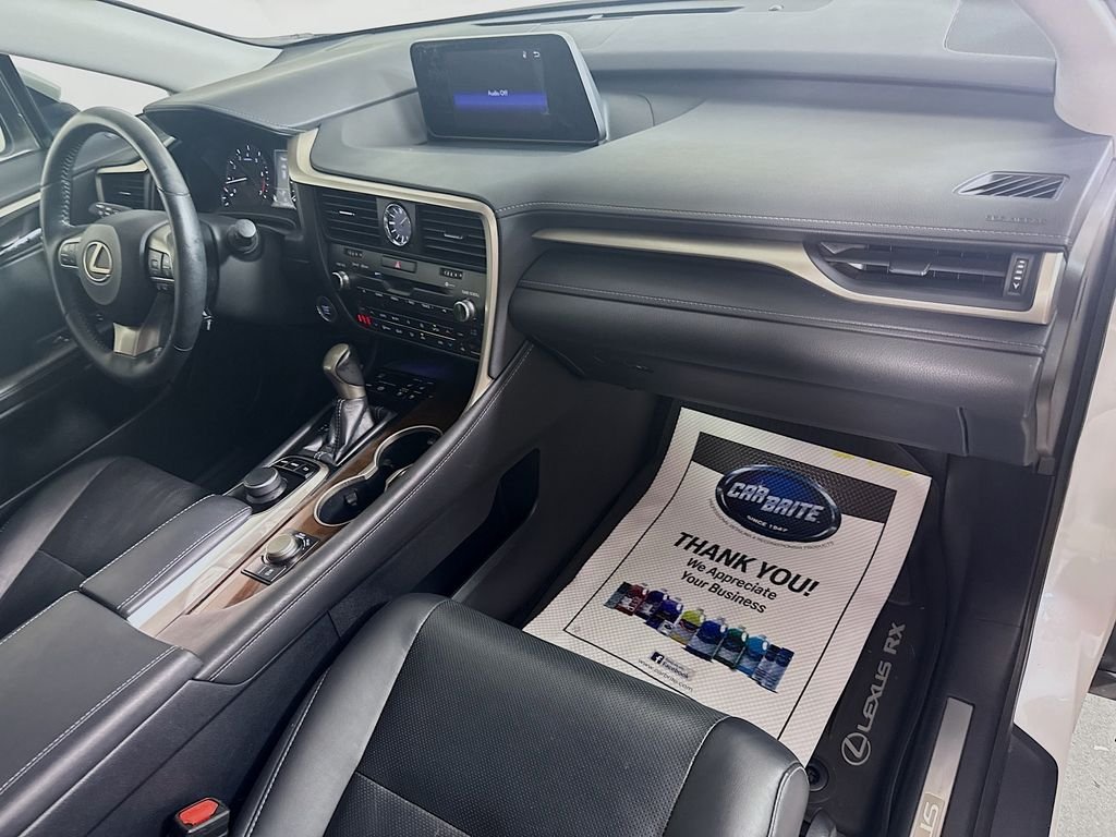 Used 2017 Eminent White Pearl Lexus Base image 28