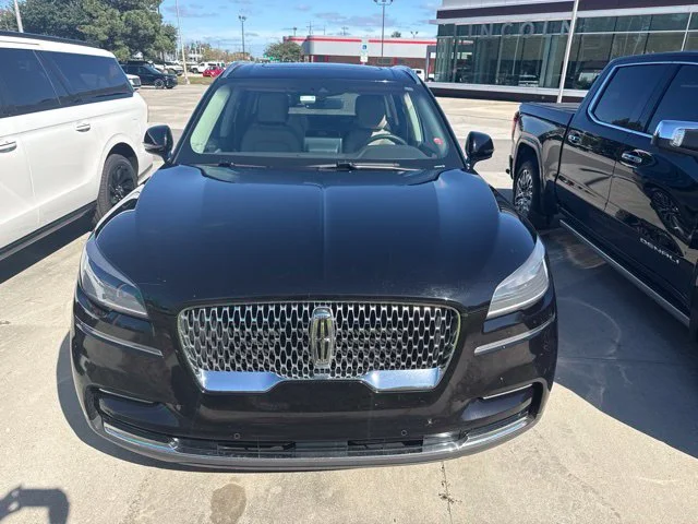 Used 2022 Black Lincoln Standard image 5