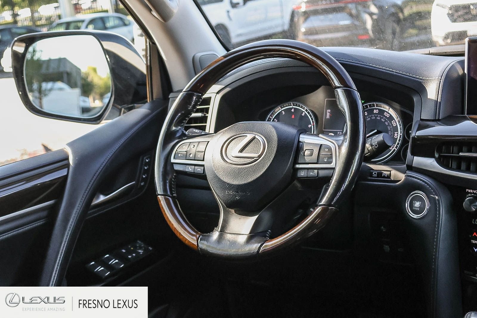 Used 2018 White Lexus 570 image 18