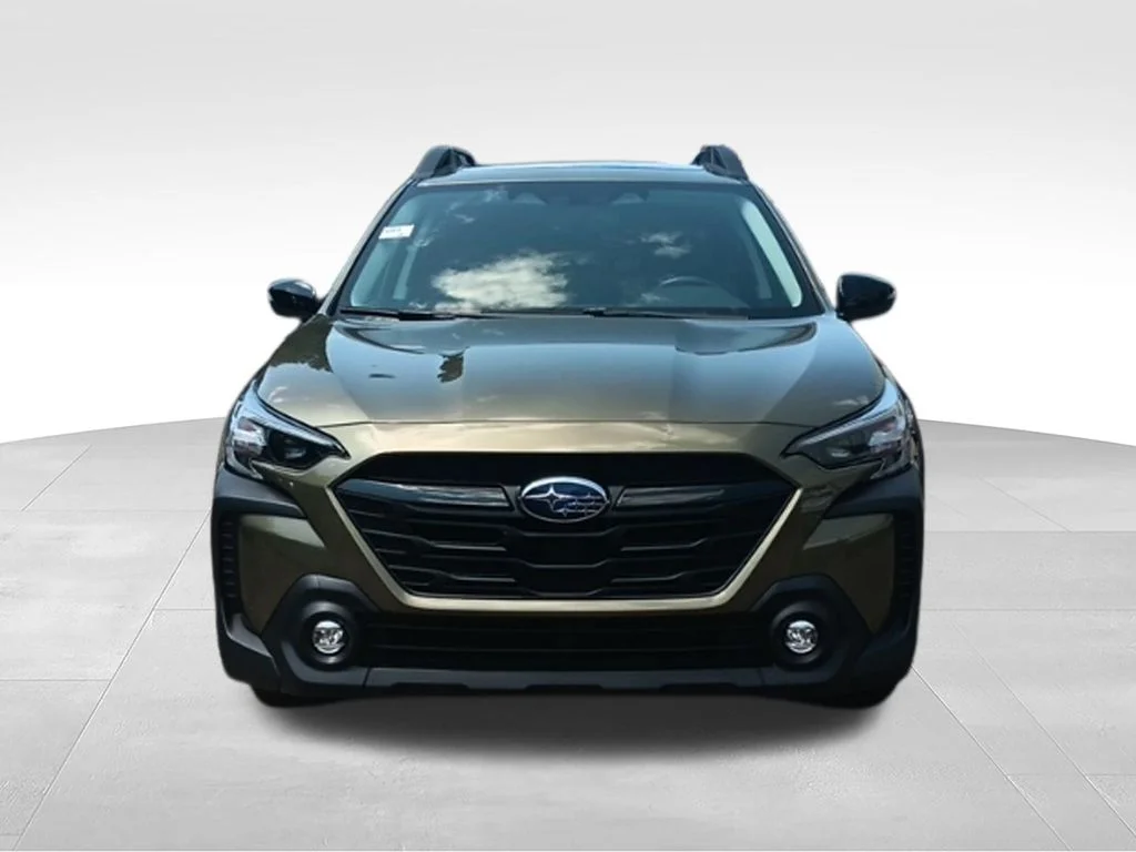 Used 2024 Autumn Green Metallic Subaru Onyx Edition image 10
