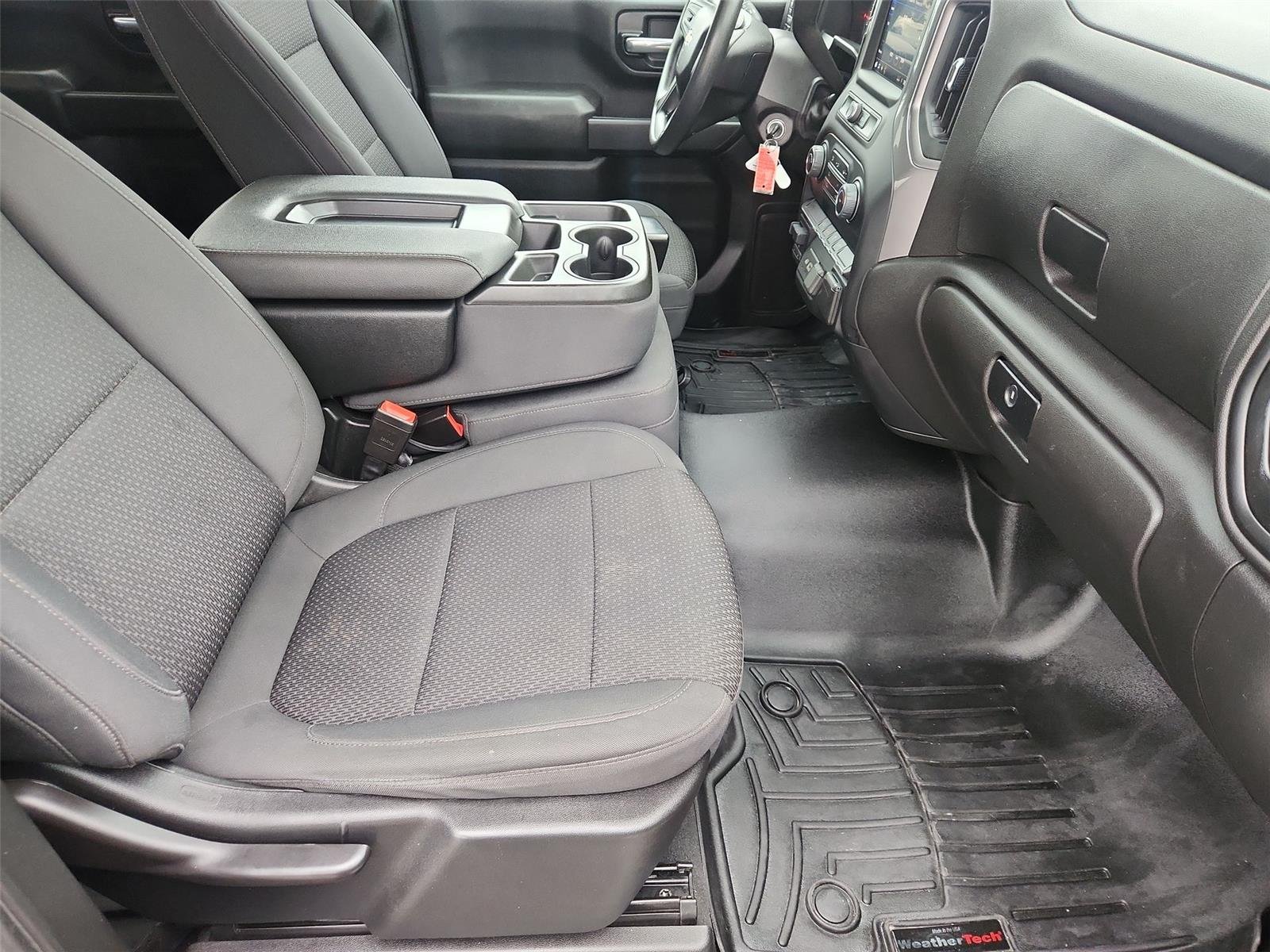 Used 2022 Black Chevrolet Custom image 25