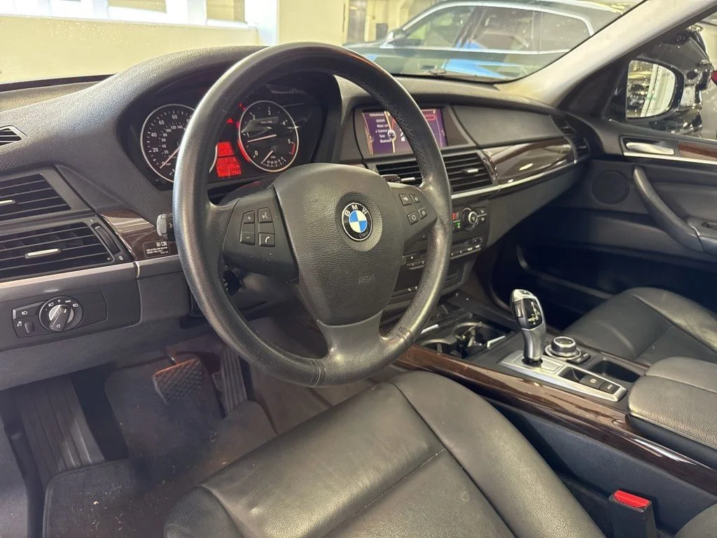 Used 2013 Space Gray Metallic BMW xDrive35d image 11