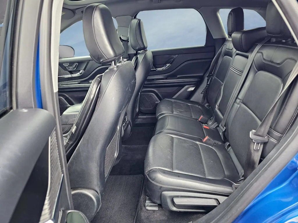 Used 2021 Artisan Blue Lincoln Standard image 32